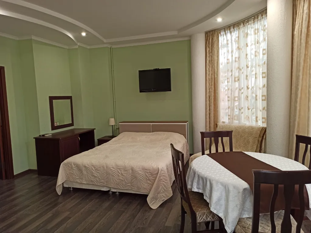 Комфортные апартаменты-студия 4+