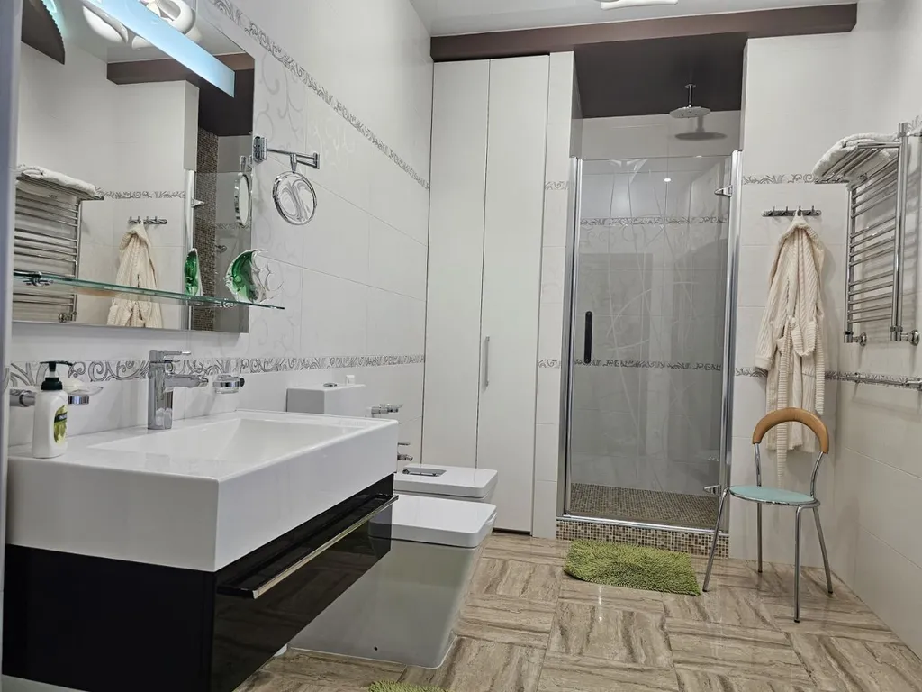 2-комнатная квартира с красивейшим видом на море и горы