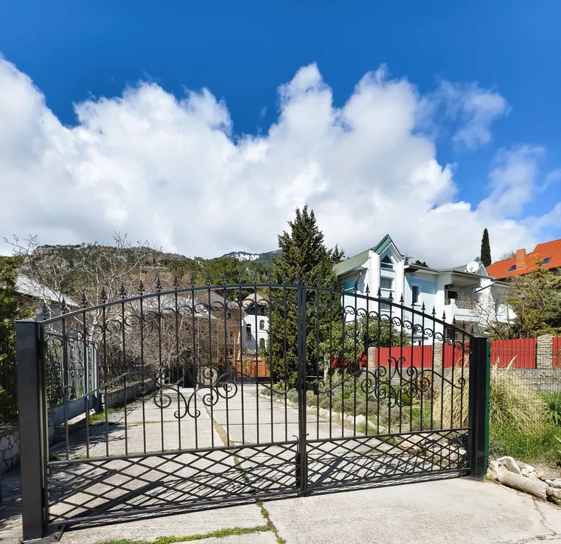 Ялтинская Вилла