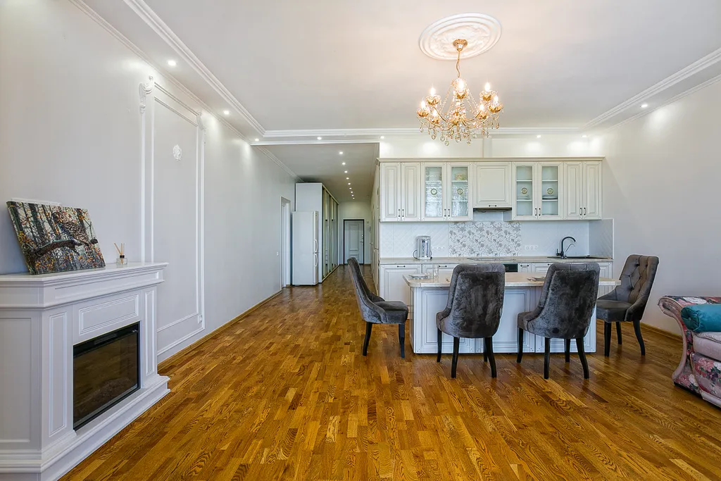 Апартамент с видом на бассейн