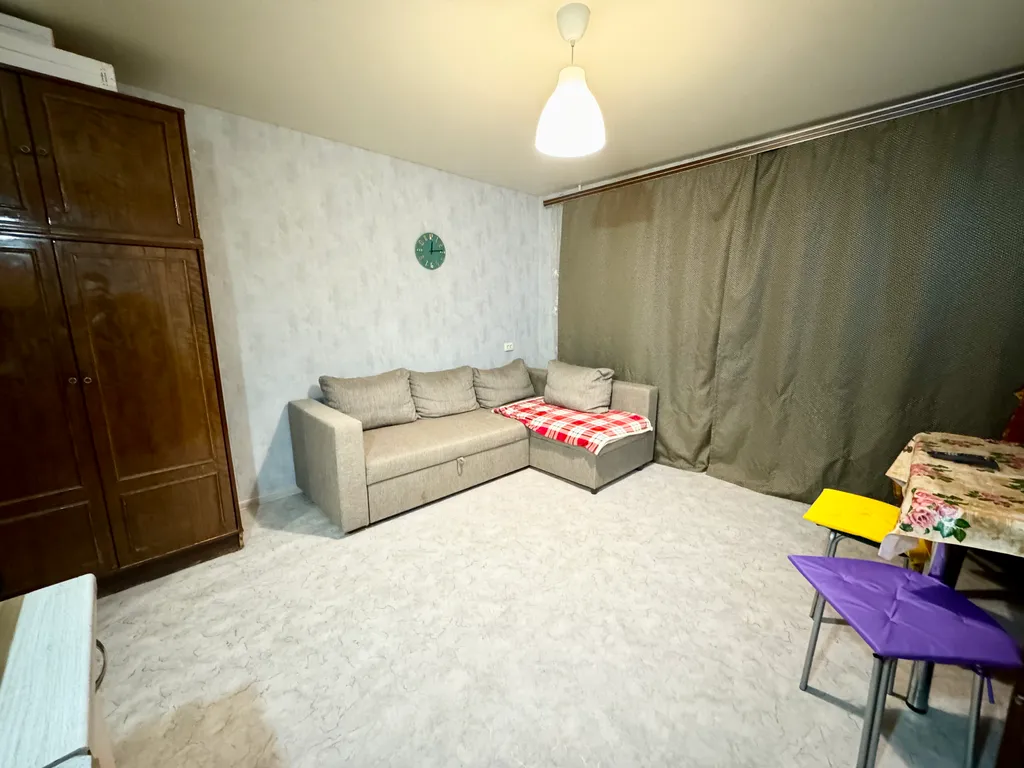 Квартира-студия возле Кировского рынка