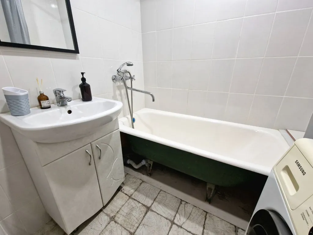 Квартира с лоджией и видом на горы