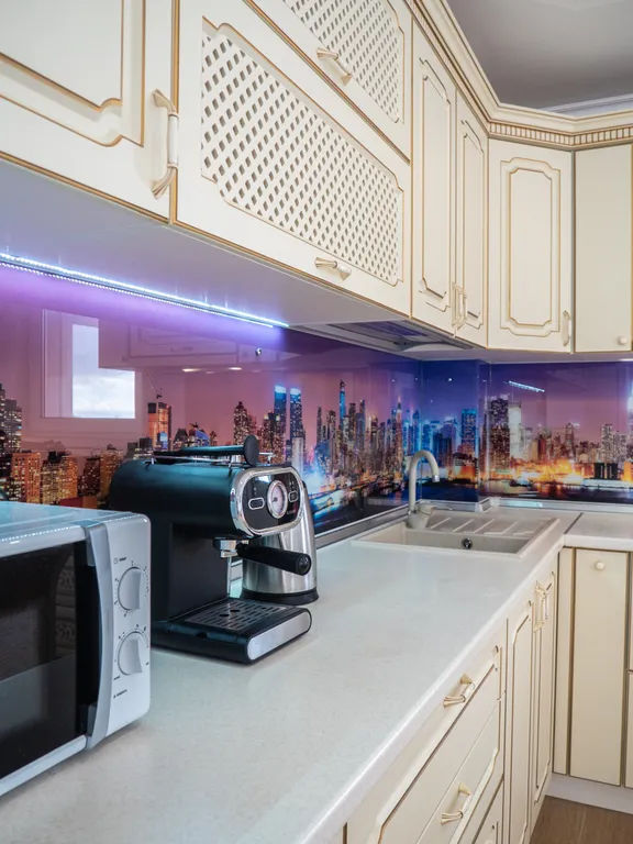 Уютная студия с видом на море и город