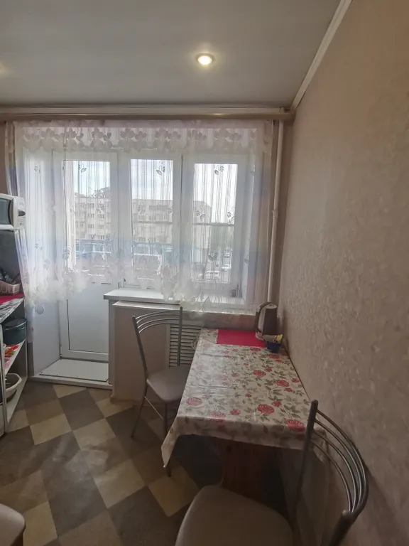 Квартира эконом класса в хорошем районе, с видом на театр