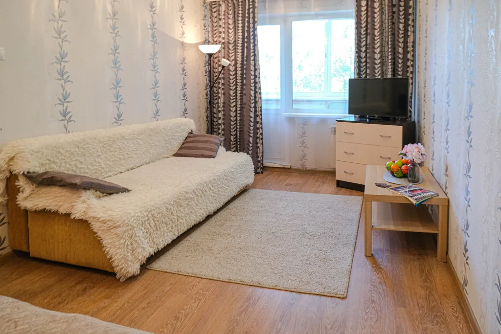 Однокомнатная квартира рядом с Лентой — аренда посуточно в Юрга