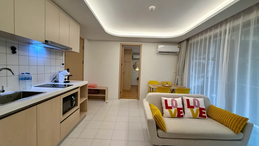 Новая квартира с двумя спальнями и бассейном у моря, пляж Камала