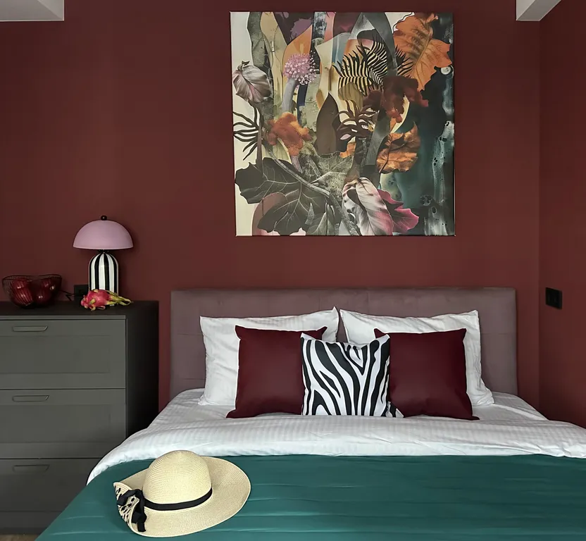 Яркая уютная просторная и позитивная квартира для запоминающего отдыха