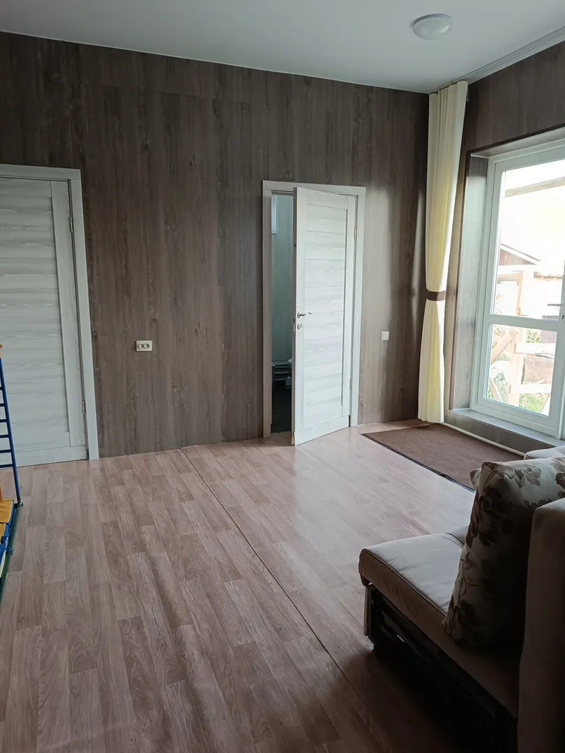 Кухня гостинная, выход в туалет и тех. Помещение Кухня гостинная, выход в туалет и тех. Помещение