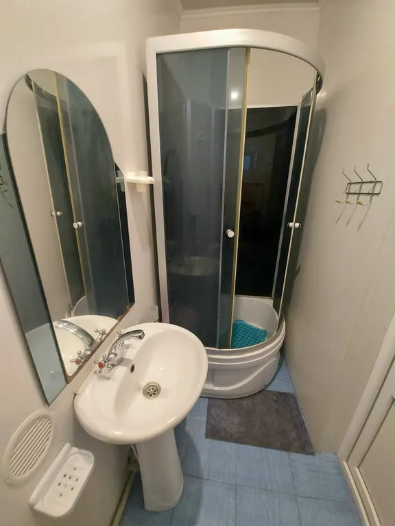 Двухкомнатная квартира со всеми удобствами в 5 минутах от моря