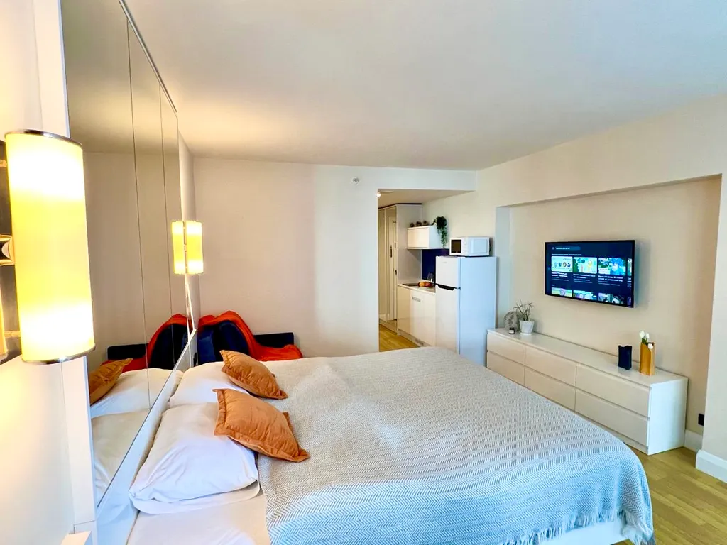 Апартаменты на первой линии моря в Батуми