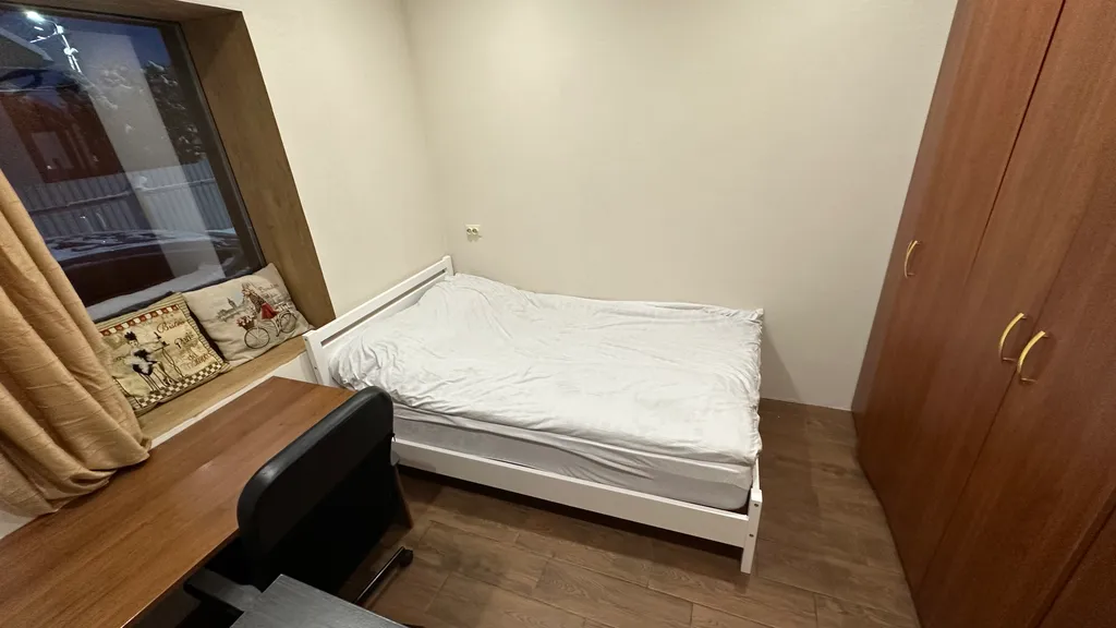 4-комнатный Дом