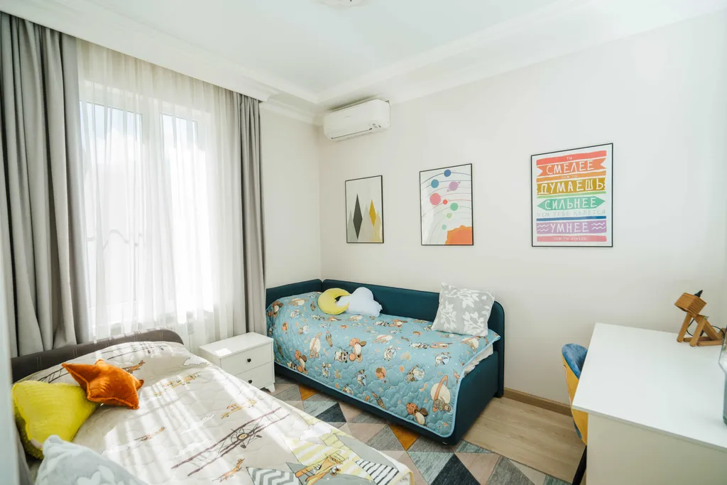 Вилла с бассейном и панорамной баней