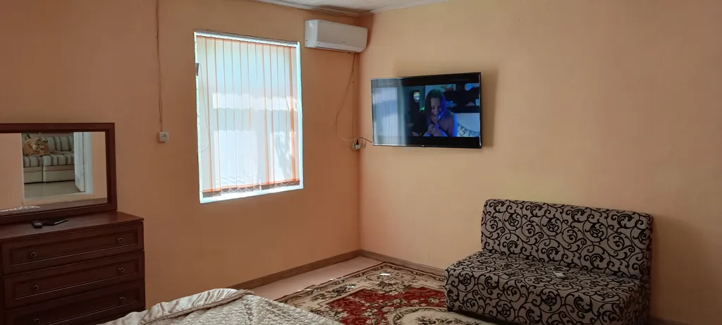 Уютная дача на берегу моря