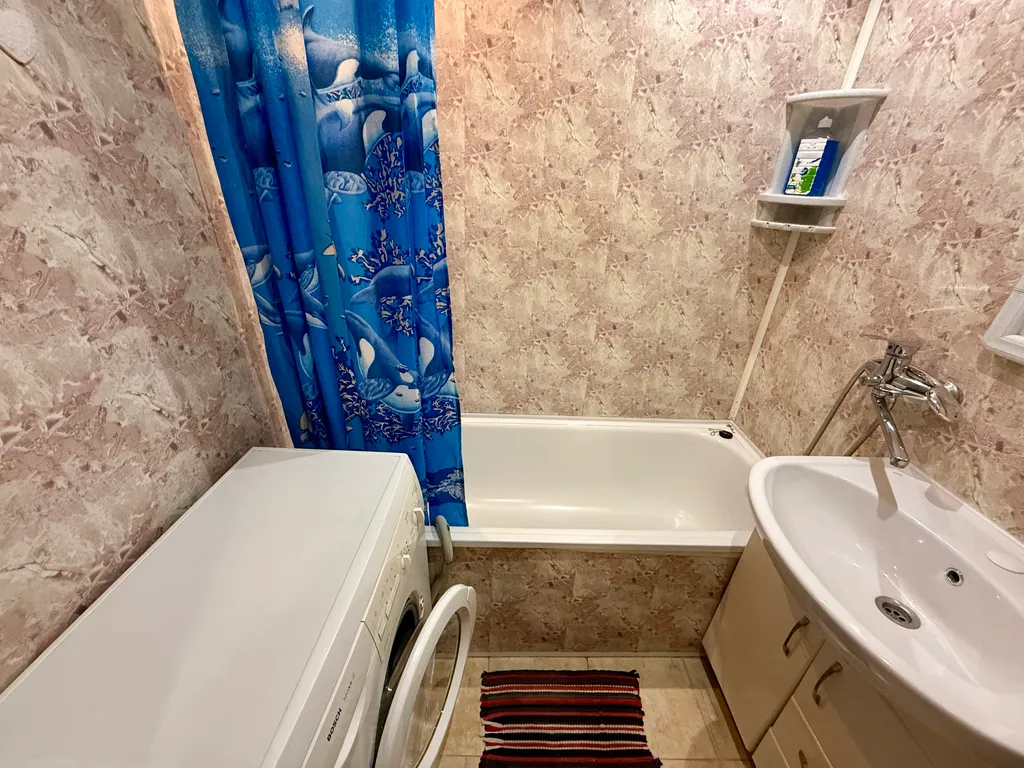 Квартира рядом с кафе Домино