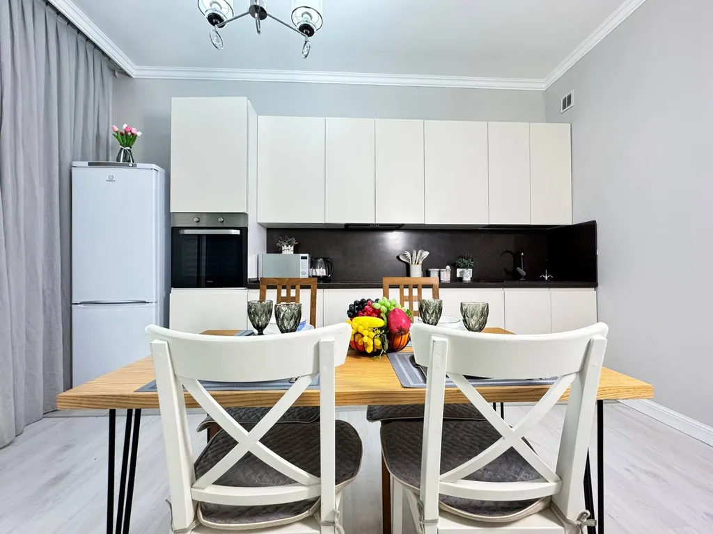 2-комнатная в жк 4you, рядом с тц Mega