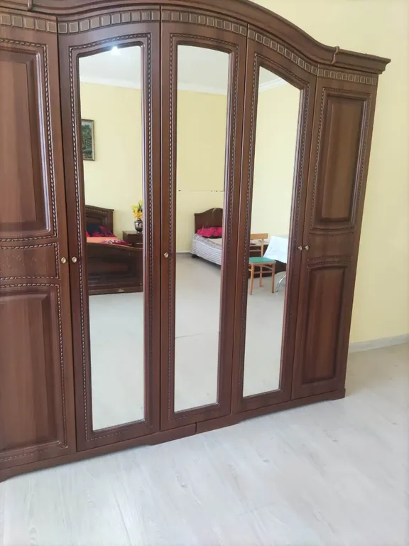 Просторная комната площадью  35 кв