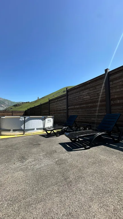 Дача из сруба в Барзикау рядом с Верхним Фиагдоном с бассейном