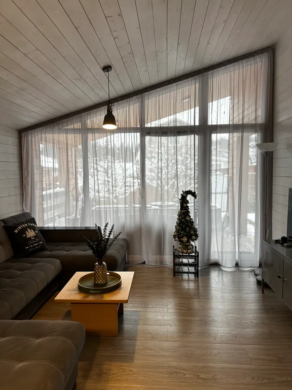 Домик близ Сорочан 2