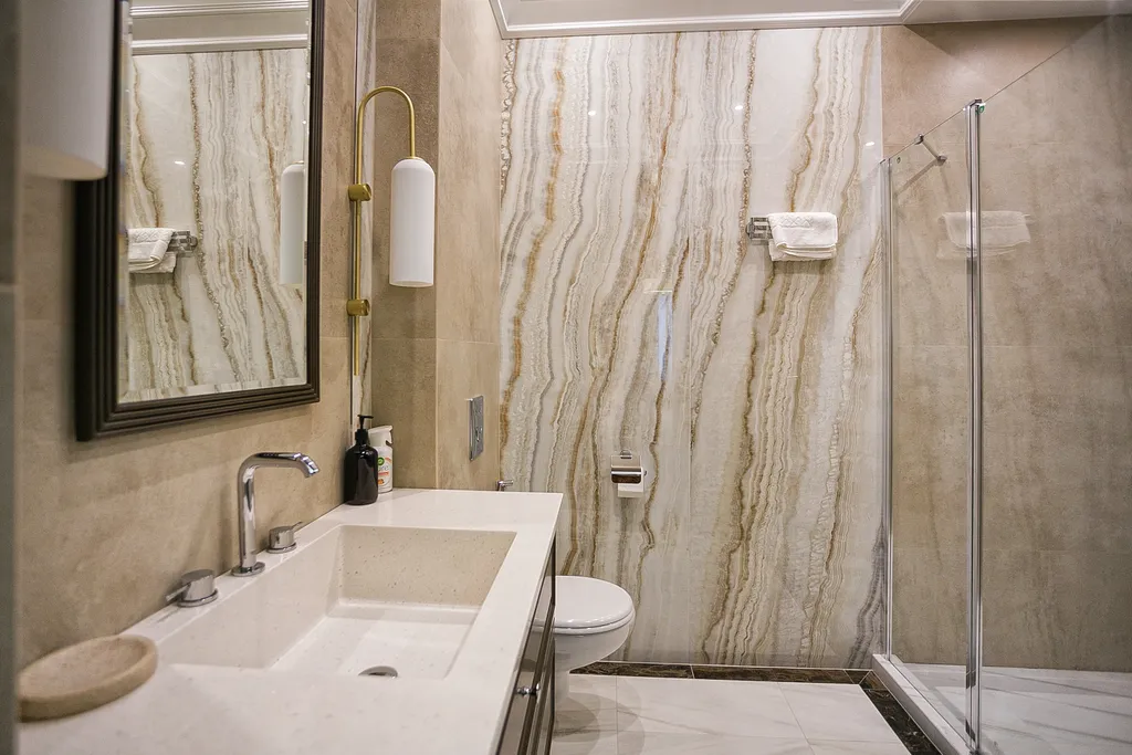 Апартамент с панорамой на море с террасой и 2 санузлами