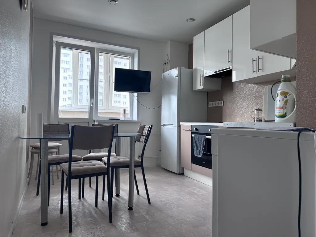 Квартира Современная и уютная квартира — Шушары