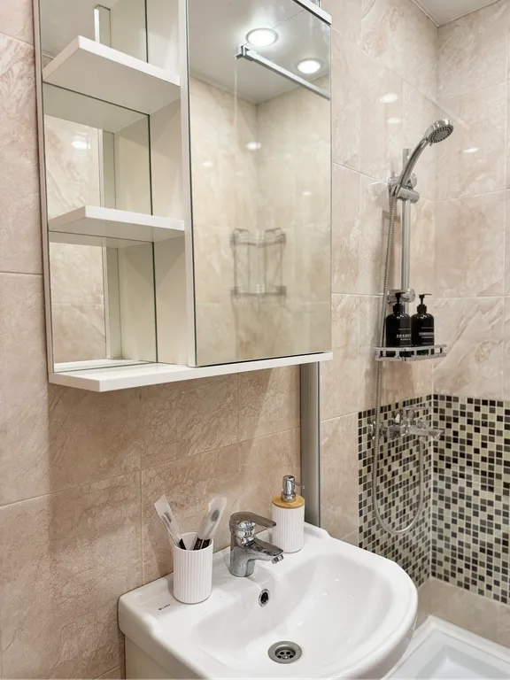 Квартира Светлая квартира с новым ремонтом в центре у метро — Москва