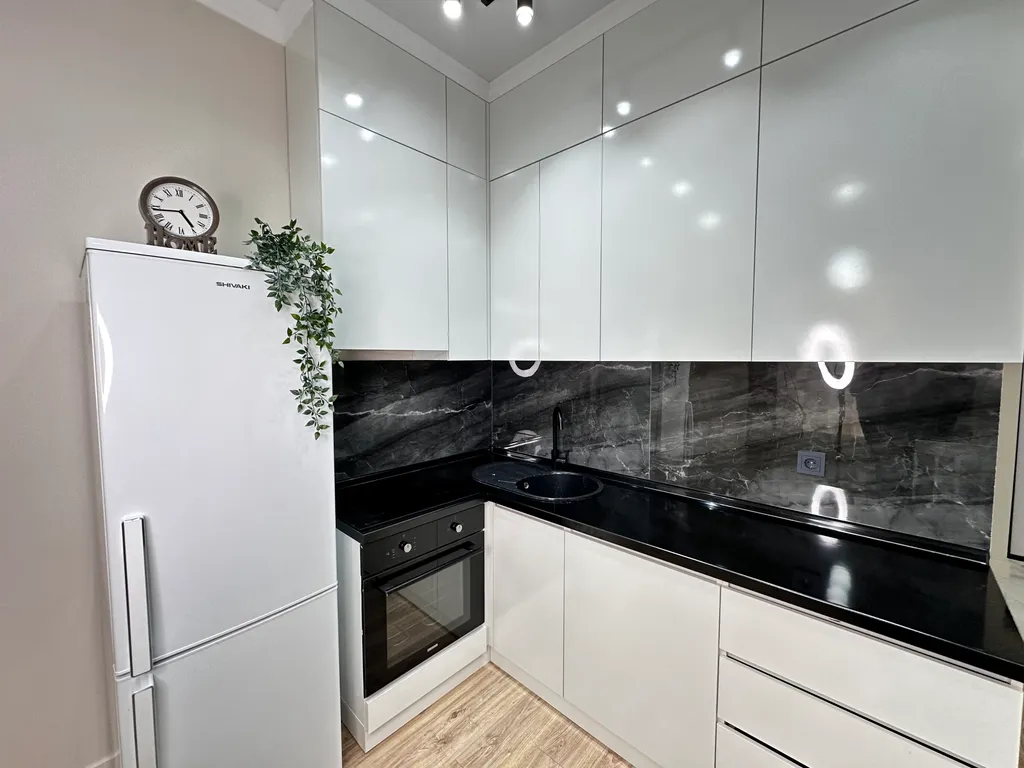 Евродвушка в ЖК Комфорт Сити с видом на горы, рядом с ТЦ MEGA