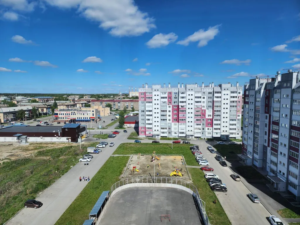 Уютная двухкомнатная квартира с видом на город