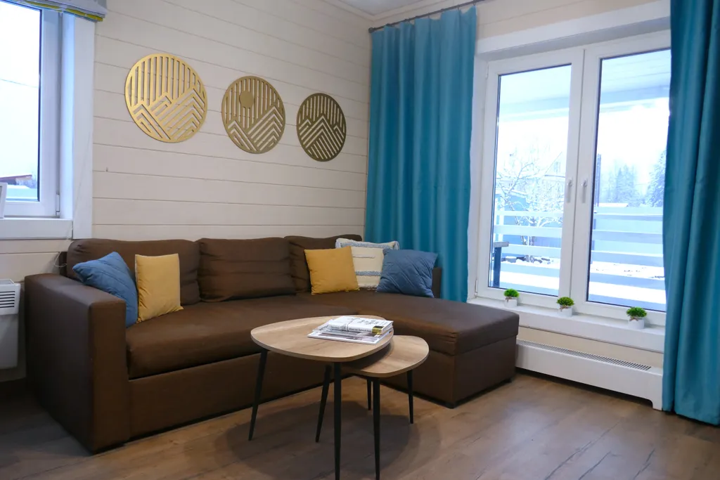 Загородный дом- еловый шёпот