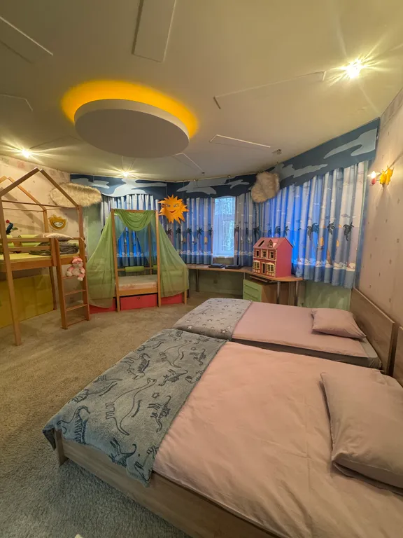 10-комнатный Дом