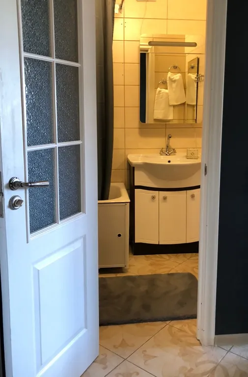 Уютная квартира с отдельной спальней и просторным балконом