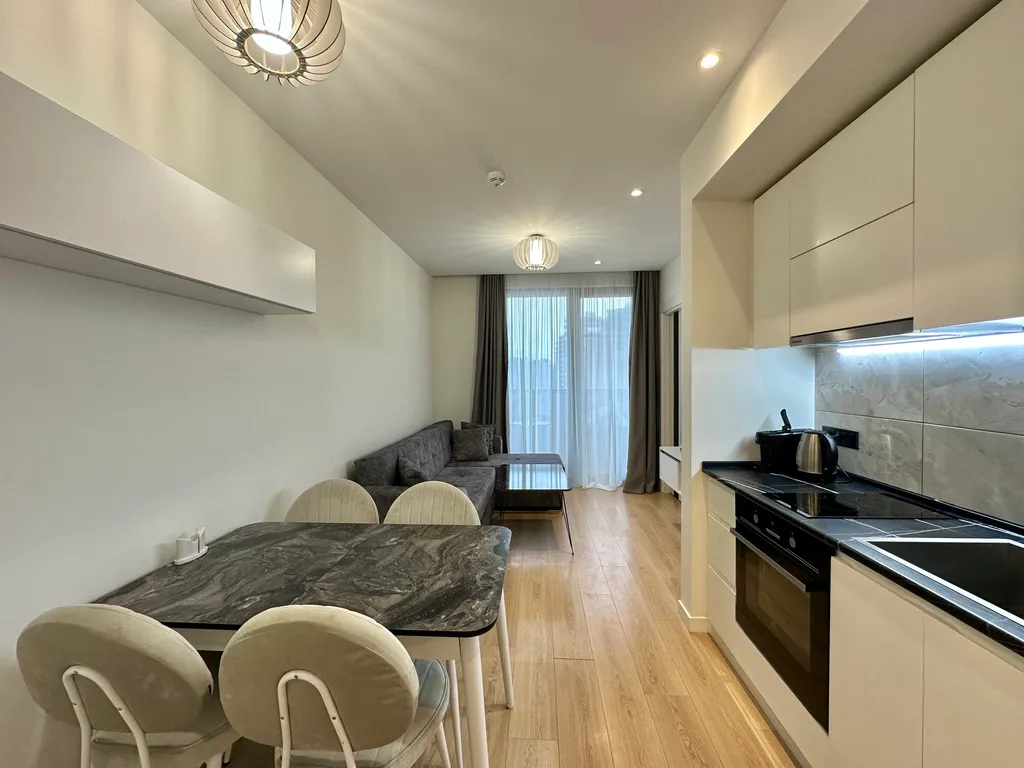 Уютная квартира с бассейном и панорамным видом на море горы и парк