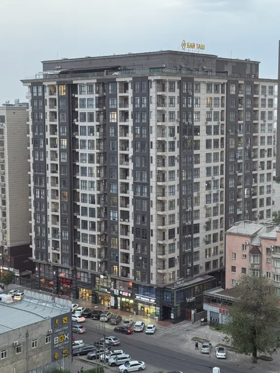 Bay tash residence in center city