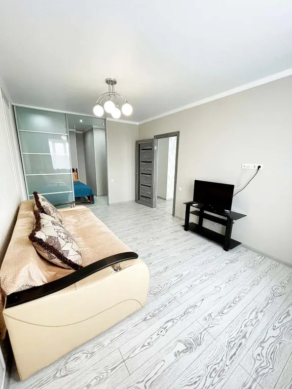 Апартаменты Astra Apartments  возле центра с новым ремонтом