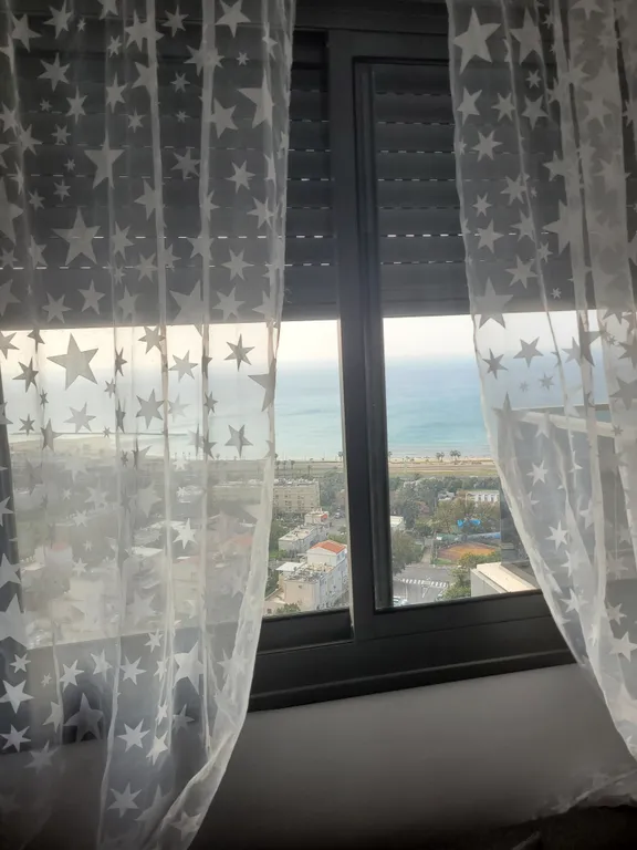 Комната+санузел с видом на море, центральный район