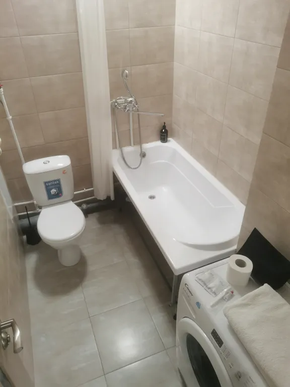 Апартамент Академ