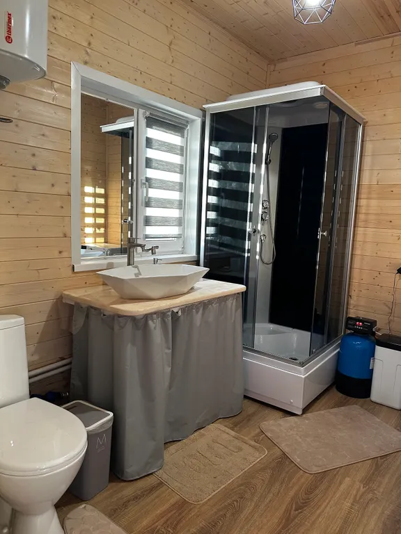 Дом на реке