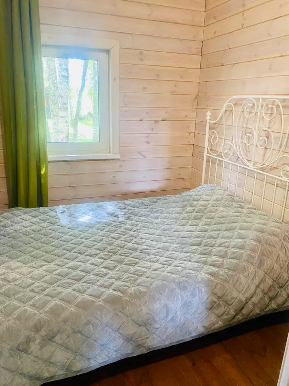 Дом у озера на Селигере