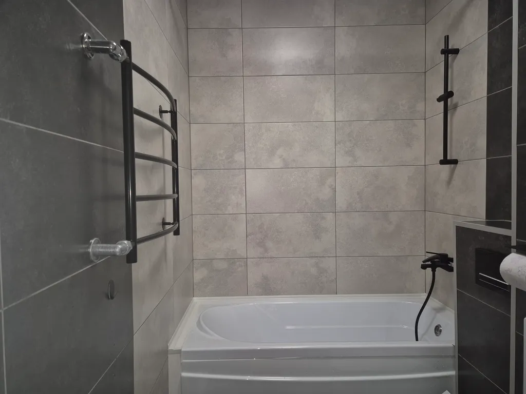 Современная квартира у Глобуса с быстрым выездом на трассу