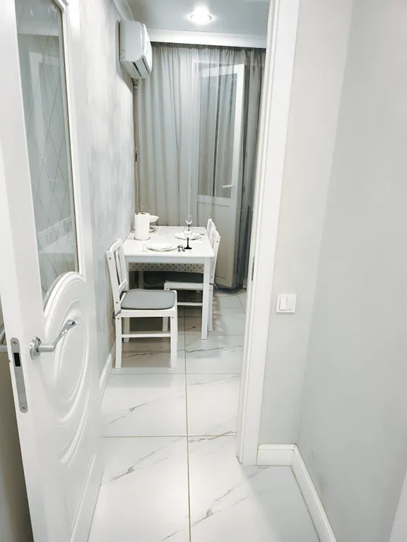 Устная квартира в самом центре города, свежий евроремонт