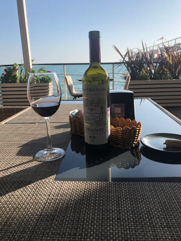 Апартаменты у моря с балконом