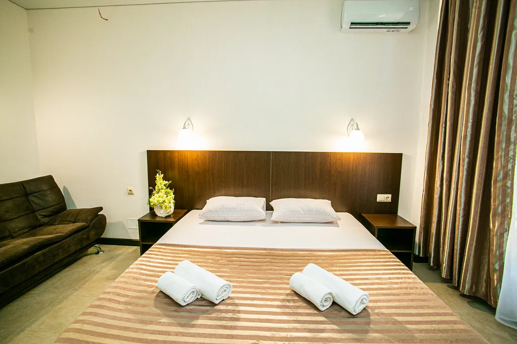 Большой номер для семьи
С теплым бассейном