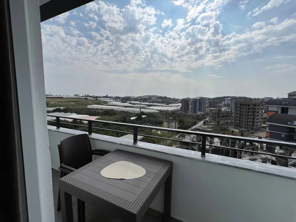 Стильные, комфортные апартаменты с видом на море Sky