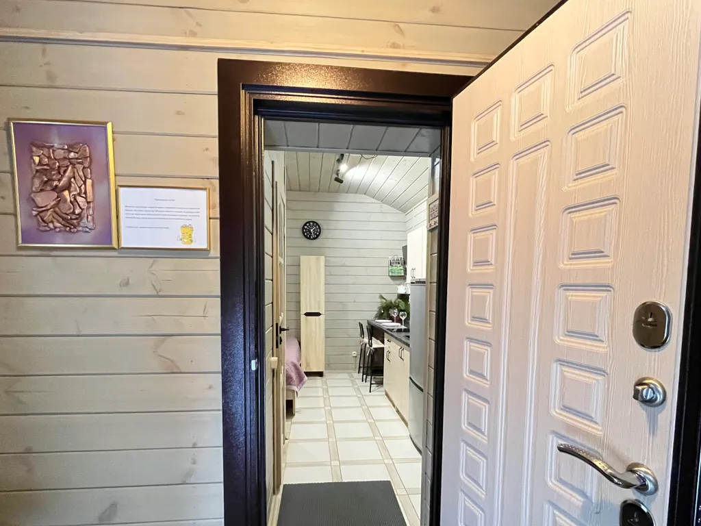 Коттедж Уютный домик на озере Волго на Селигере в сосновом бору — Турбаза Чайка