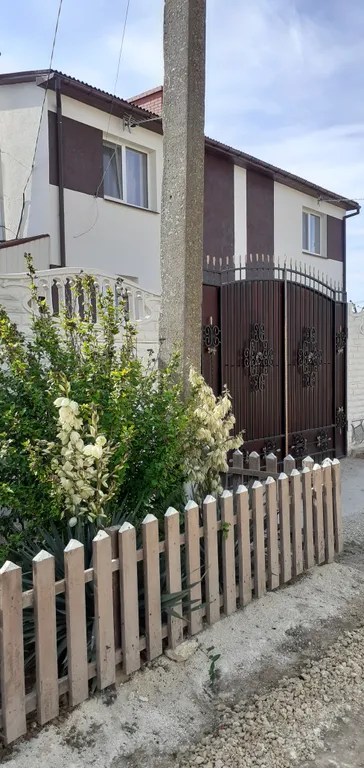 Загородное жильё для большой семьи у моря