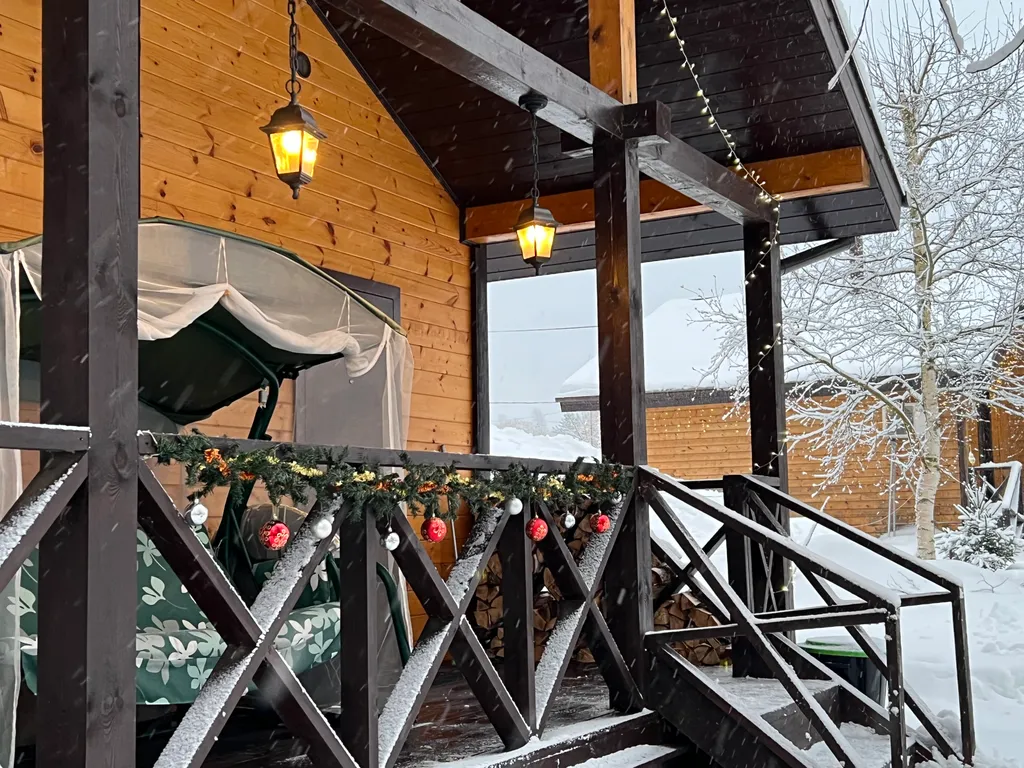 Коттедж Дом с камином, баней-сауной на дровах и купелью — Светлое