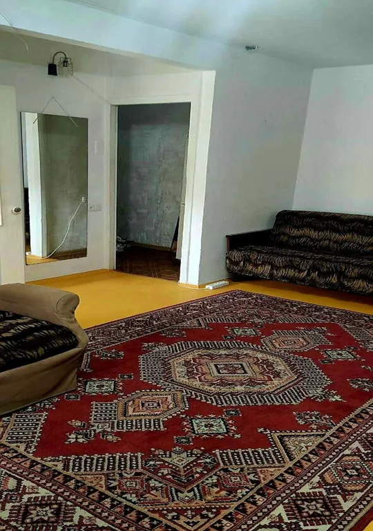 Просторная 3 комнатная квартира — аренда посуточно в Мариуполь