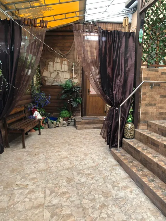 Квартира Уютная квартира с двориком у набережной Терешковой — Евпатория