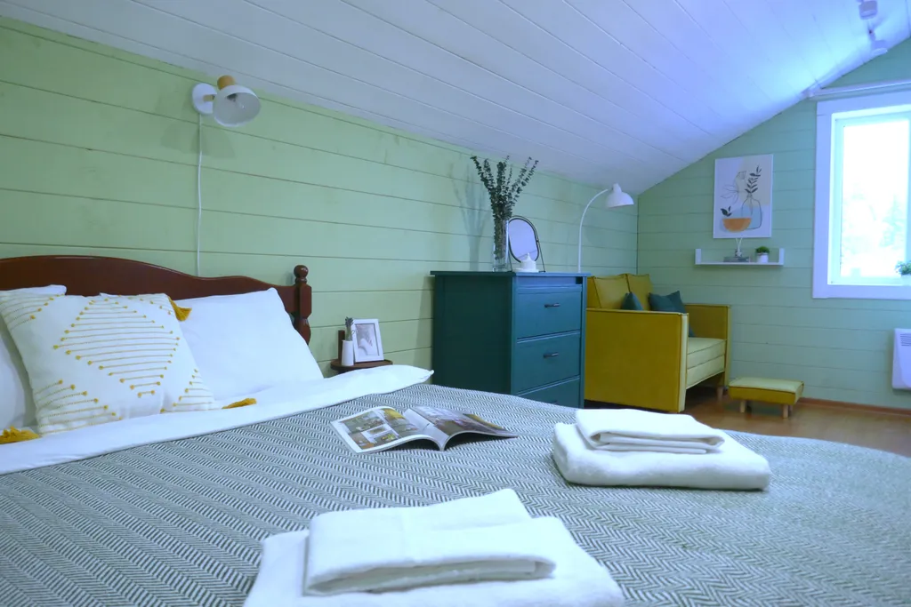 Загородный дом- еловый шёпот