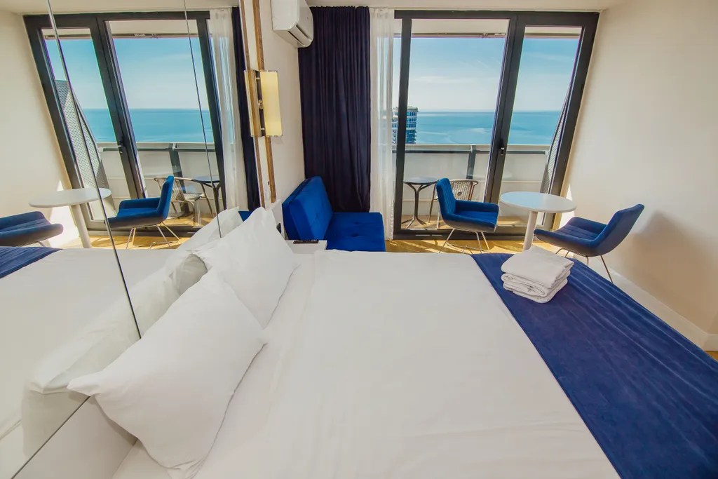 Апартаменты с видом на море на первой линии