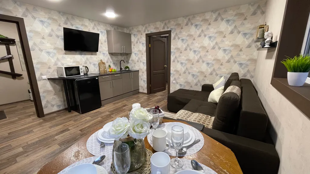 YOUSINN Pretty House База Старый Мельник